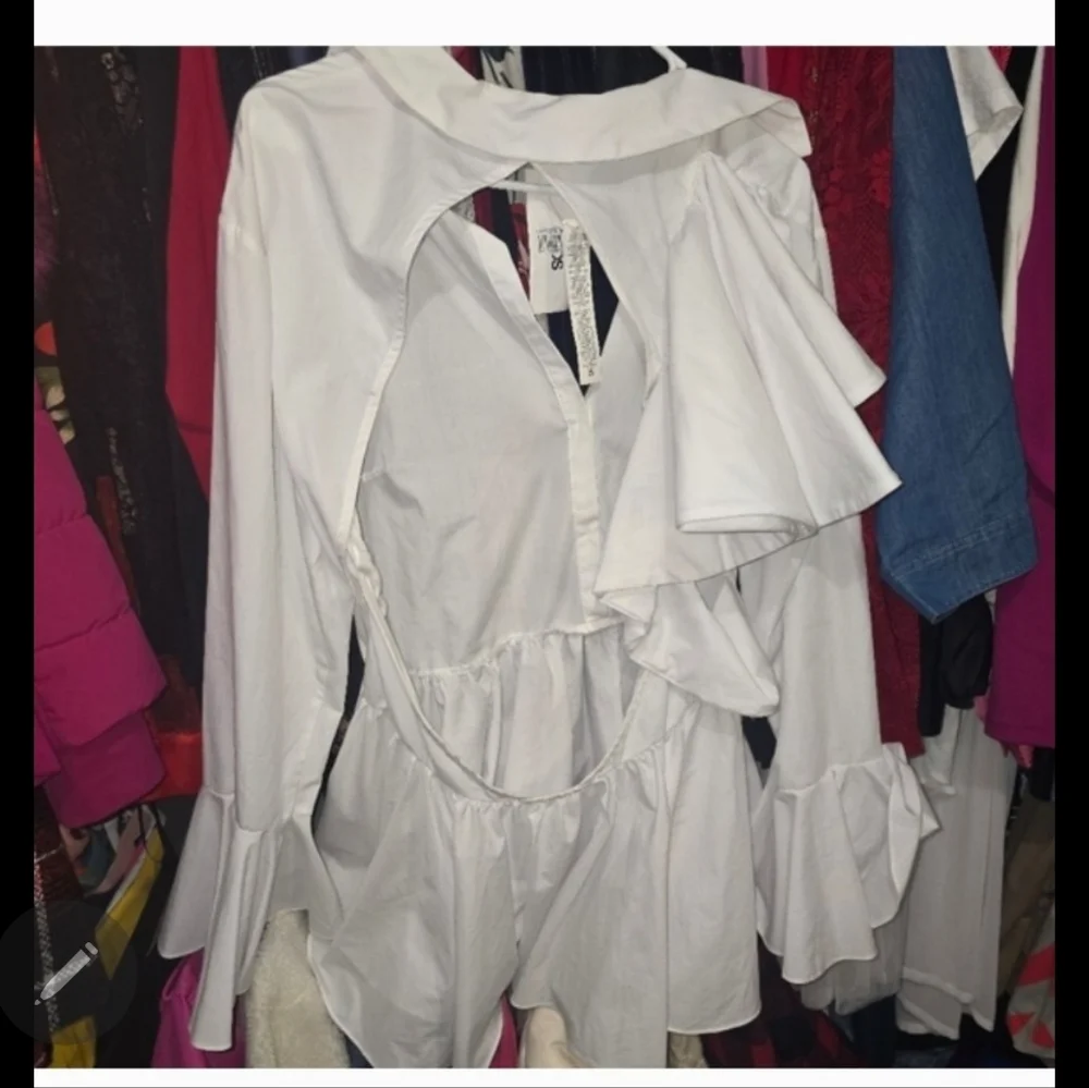 NWT ASOS Design Size 16 Blouse Super Sexy Open Back Popli w/Ruffle Sleeves